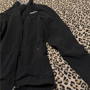 Patagonia zip up jacket - check out my closet!